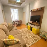 Quarto Frente Praia Leme